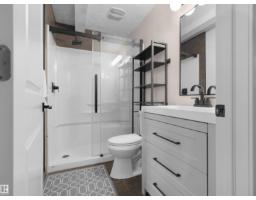 9764 221 St Nw, Edmonton, AB T5T4M1 Photo 35