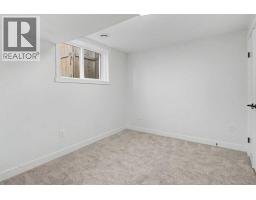 58 Taraglen Road NE - photo 31