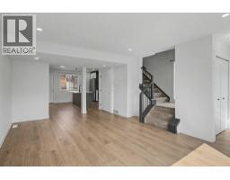 58 Taraglen Road NE - photo 12