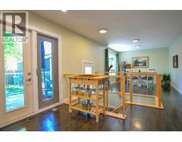 361 Capri Avenue NW - photo 15