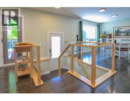 361 Capri Avenue NW - photo 20