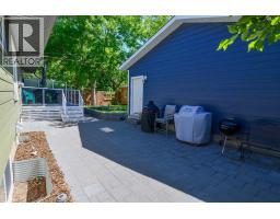361 Capri Avenue NW - photo 23