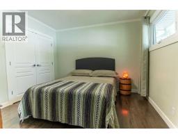 361 Capri Avenue NW - photo 26