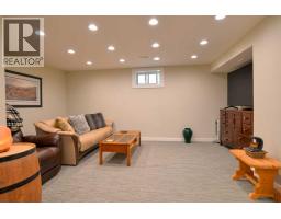361 Capri Avenue NW - photo 34