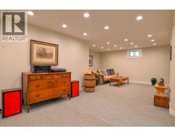 361 Capri Avenue NW - photo 39