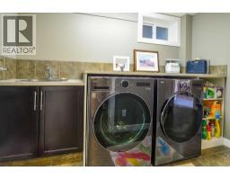 361 Capri Avenue NW - photo 43
