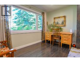 361 Capri Avenue NW - photo 9