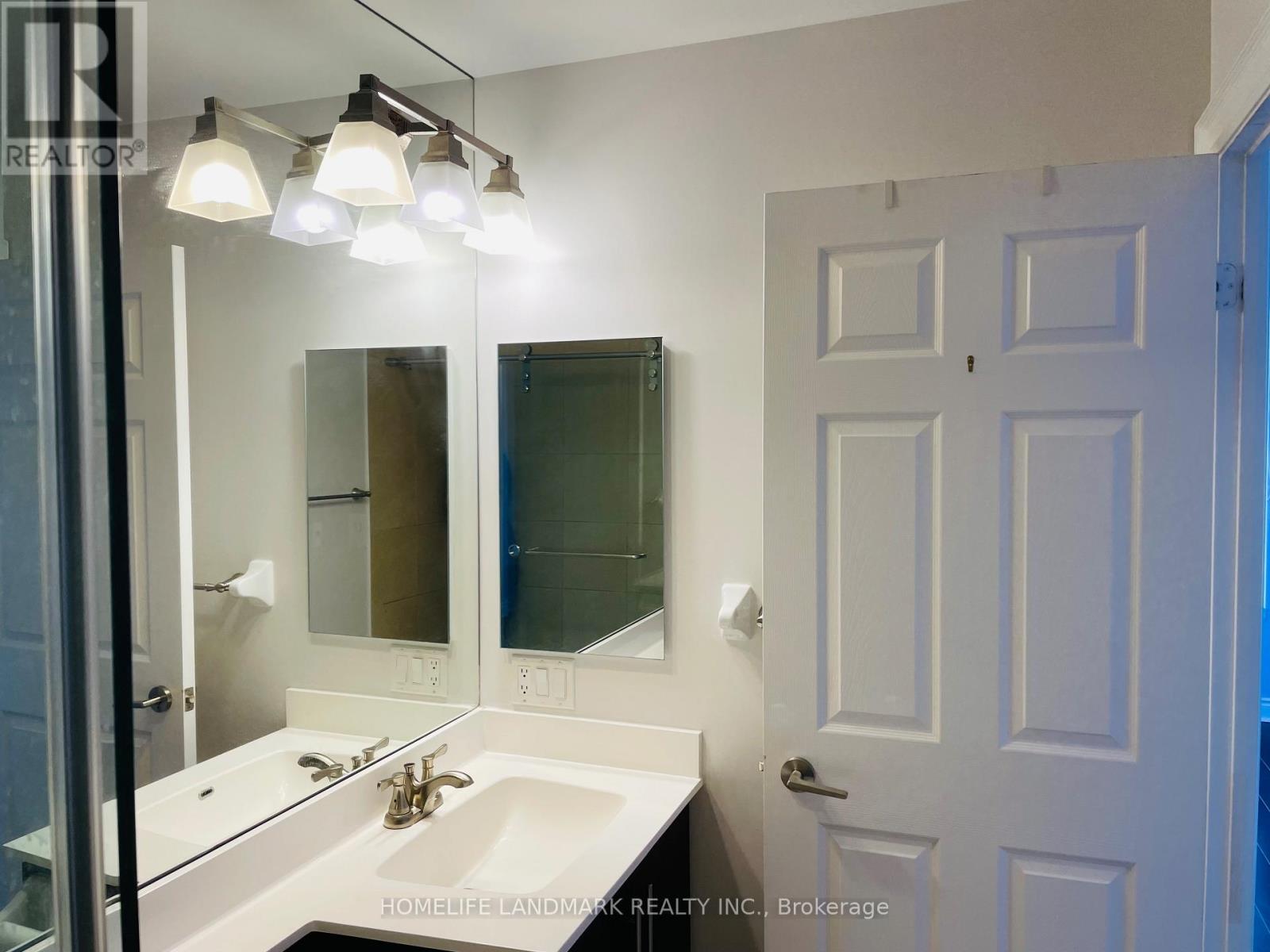 23 Cox Boulevard — photo 12