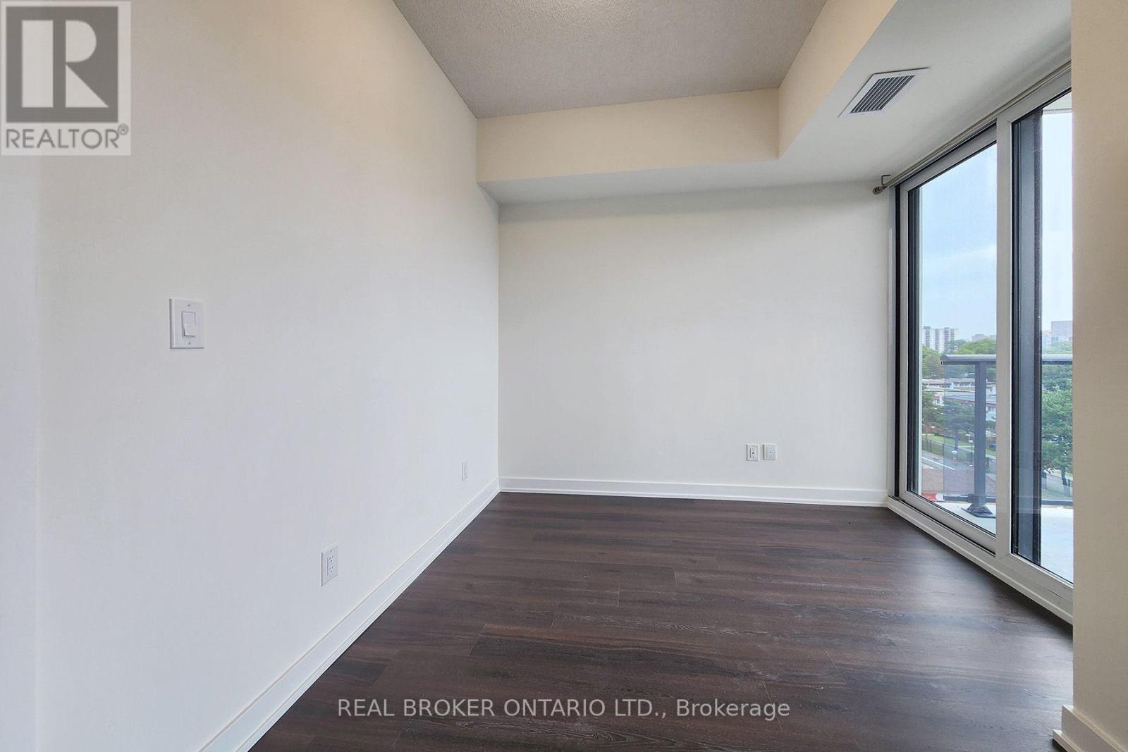 2825 Jane Street — photo 18