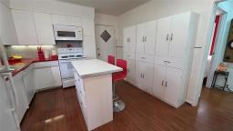 302 Oak Avenue, Winnipeg Beach, MB R0C3G0 Photo 16