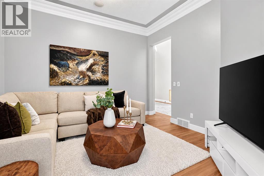 83 Discovery Ridge Boulevard SW - Image 12