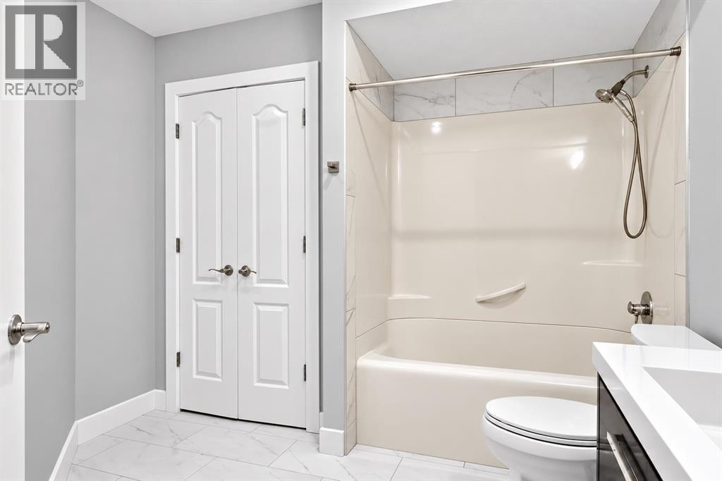 83 Discovery Ridge Boulevard SW - Image 35
