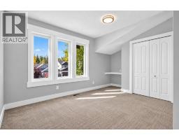 83 Discovery Ridge Boulevard SW - photo 33