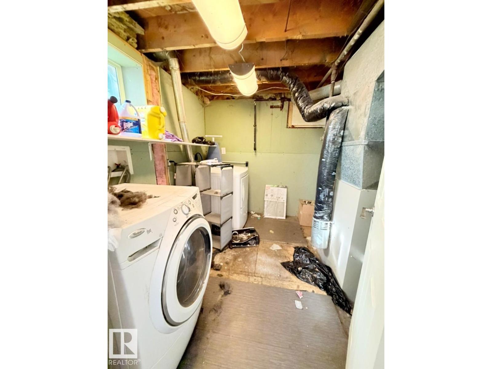12026 77 ST NW - 14