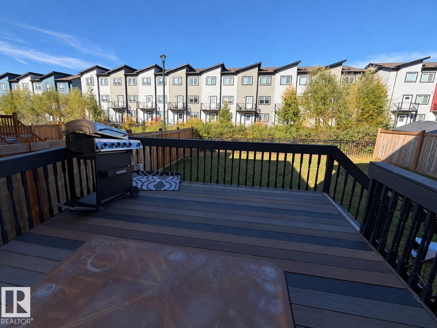 424 42 AV NW - 25