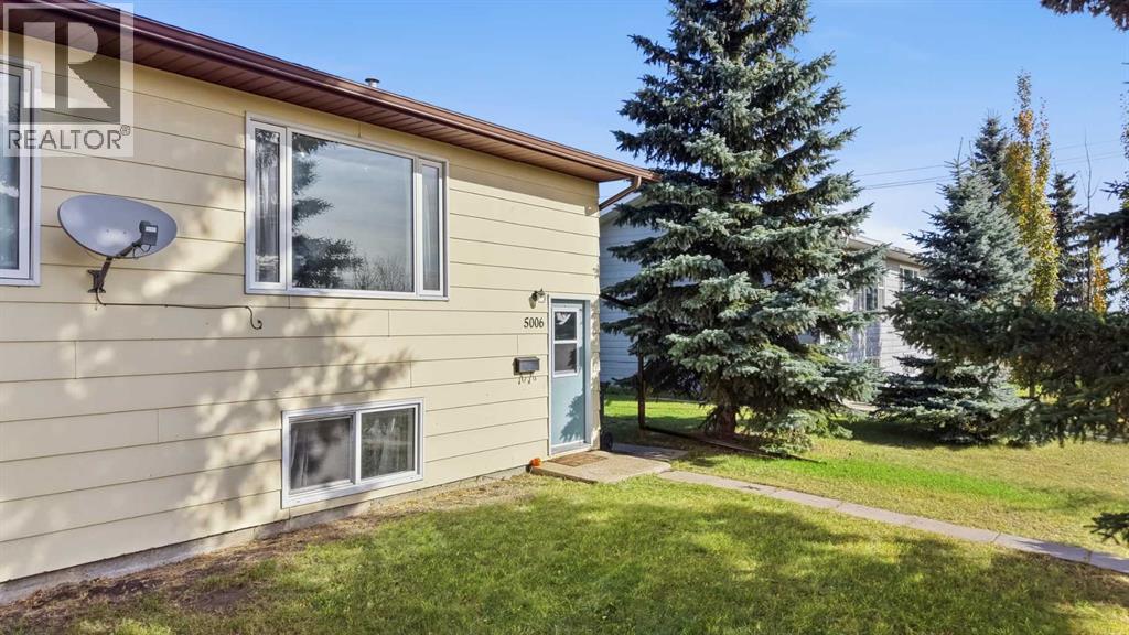 Listing photo – 5006 63 Avenue, Ponoka