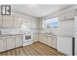 5006 63 Avenue, Ponoka, AB T4J1E5 Photo 9