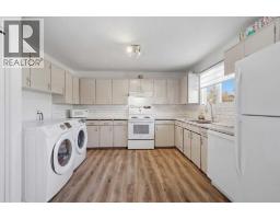 5006 63 Avenue, Ponoka, AB T4J1E5 Photo 10