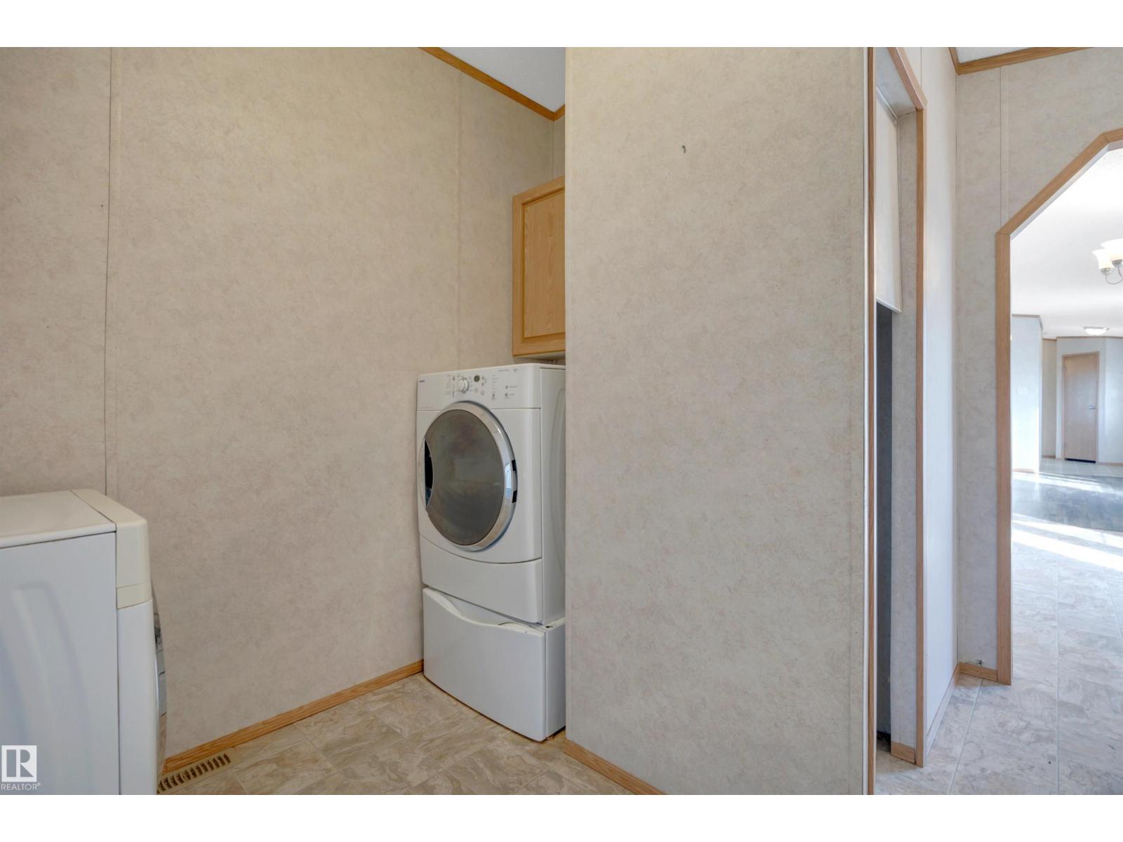 48138 RGE RD 244 - 28