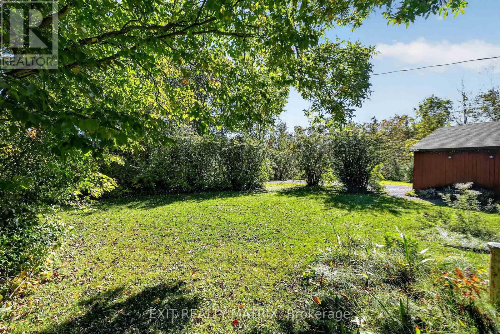 279 FELTON CRESCENT - 33