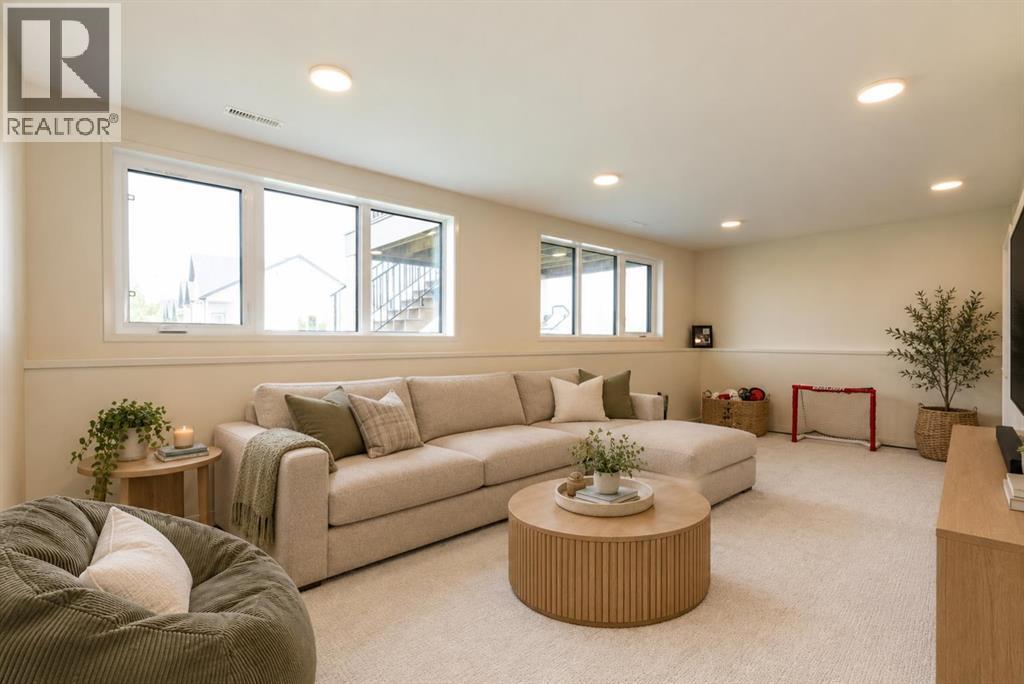Listing photo – 5 Springfield Boulevard, Sylvan Lake