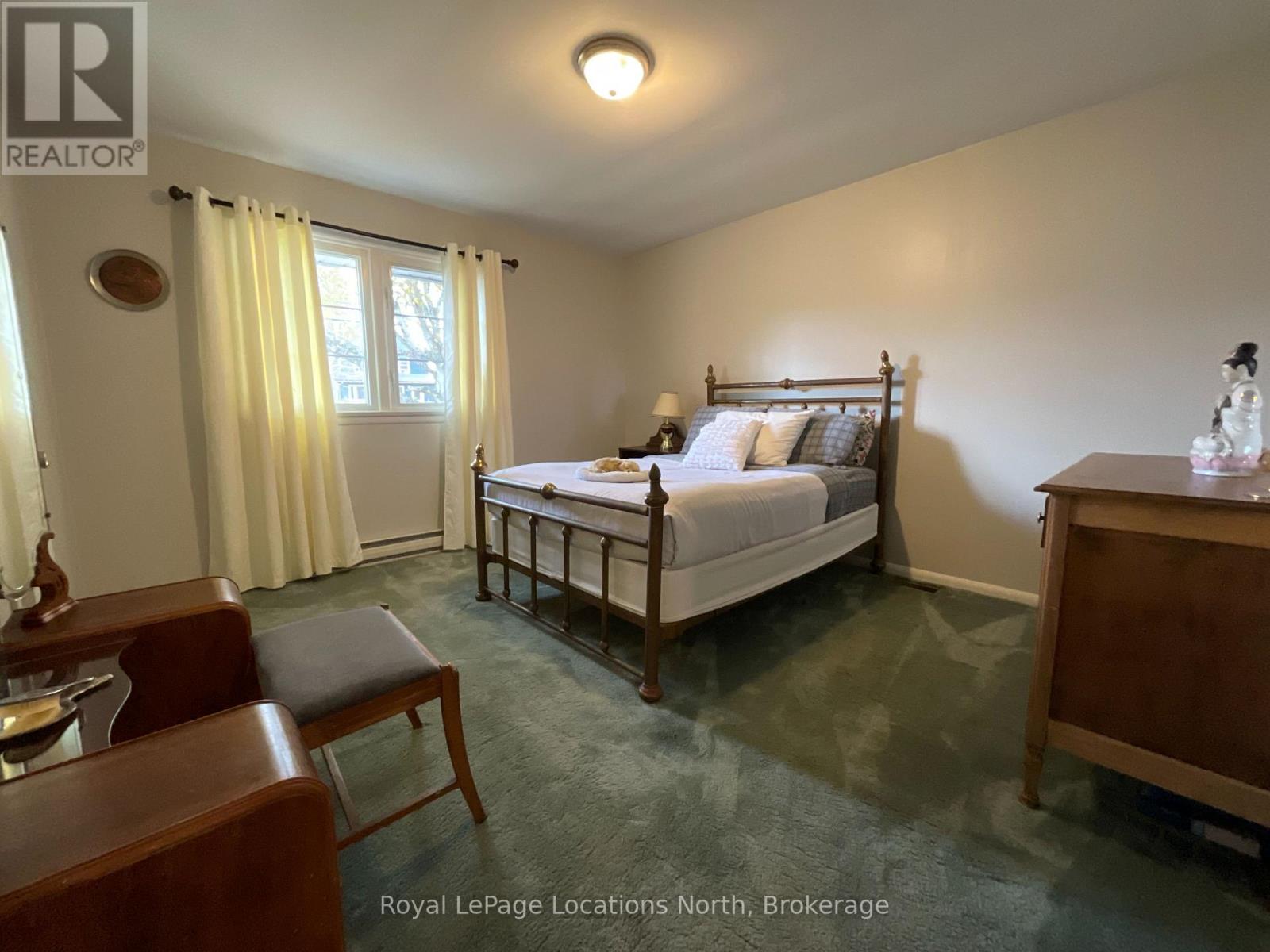 272 YONGE STREET - 25