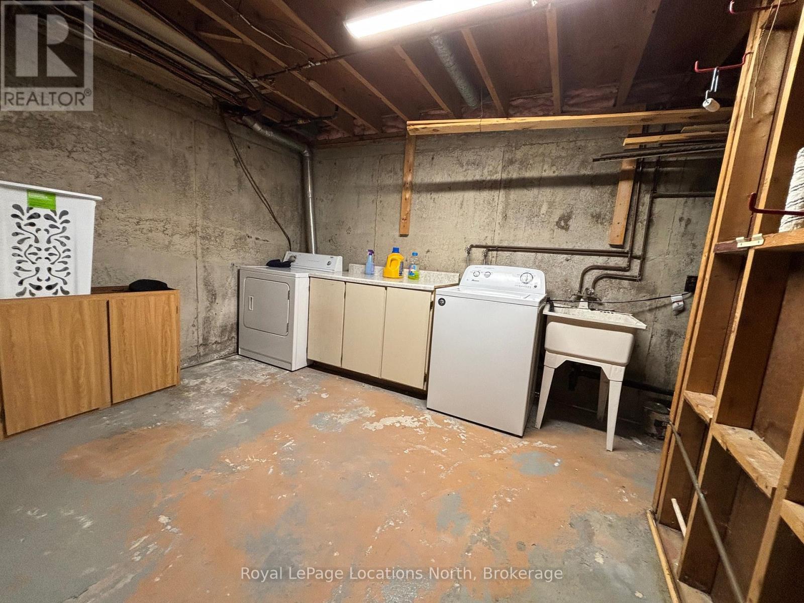 272 YONGE STREET - Image 38