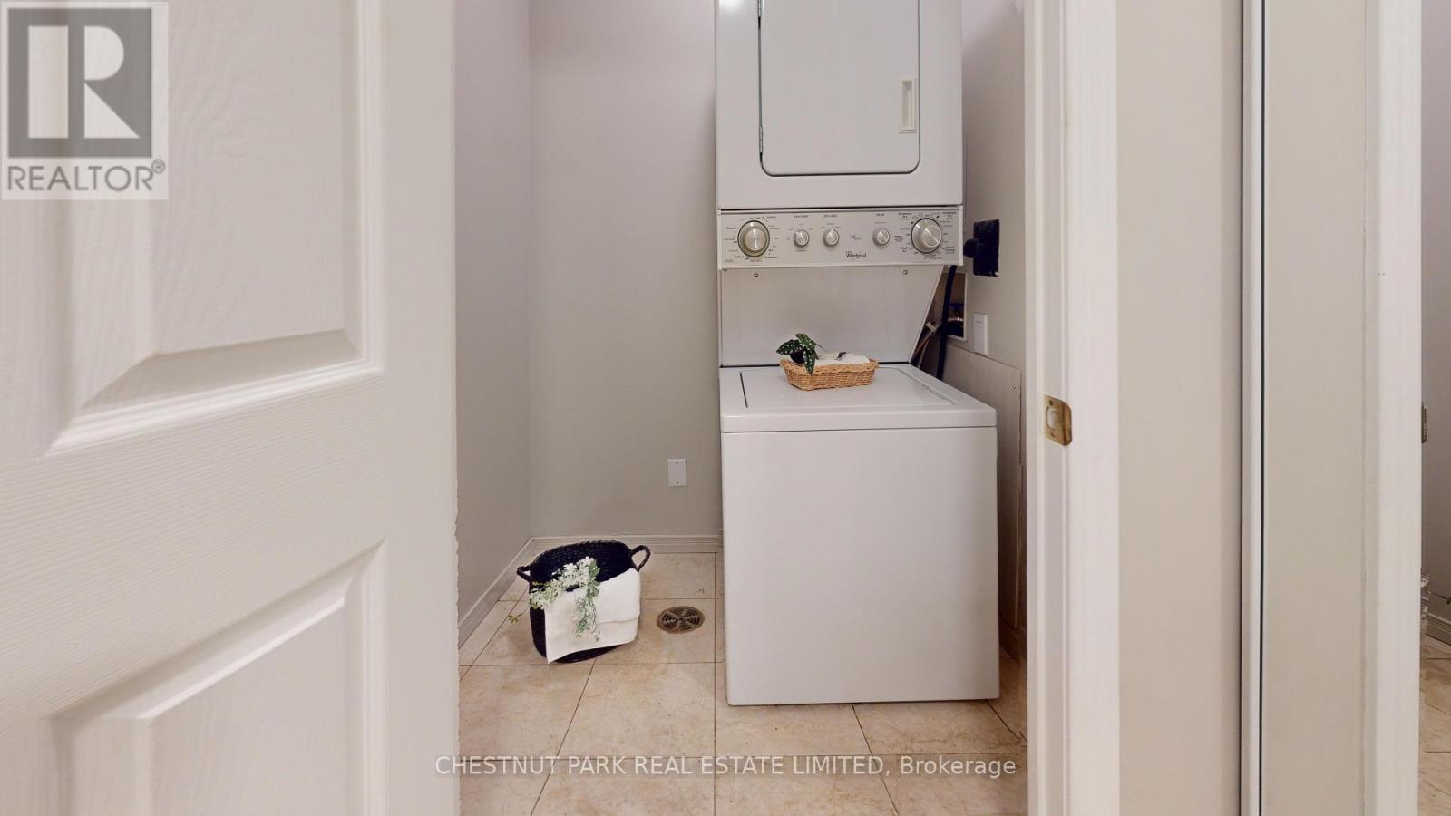 39 Jarvis St Street — photo 20