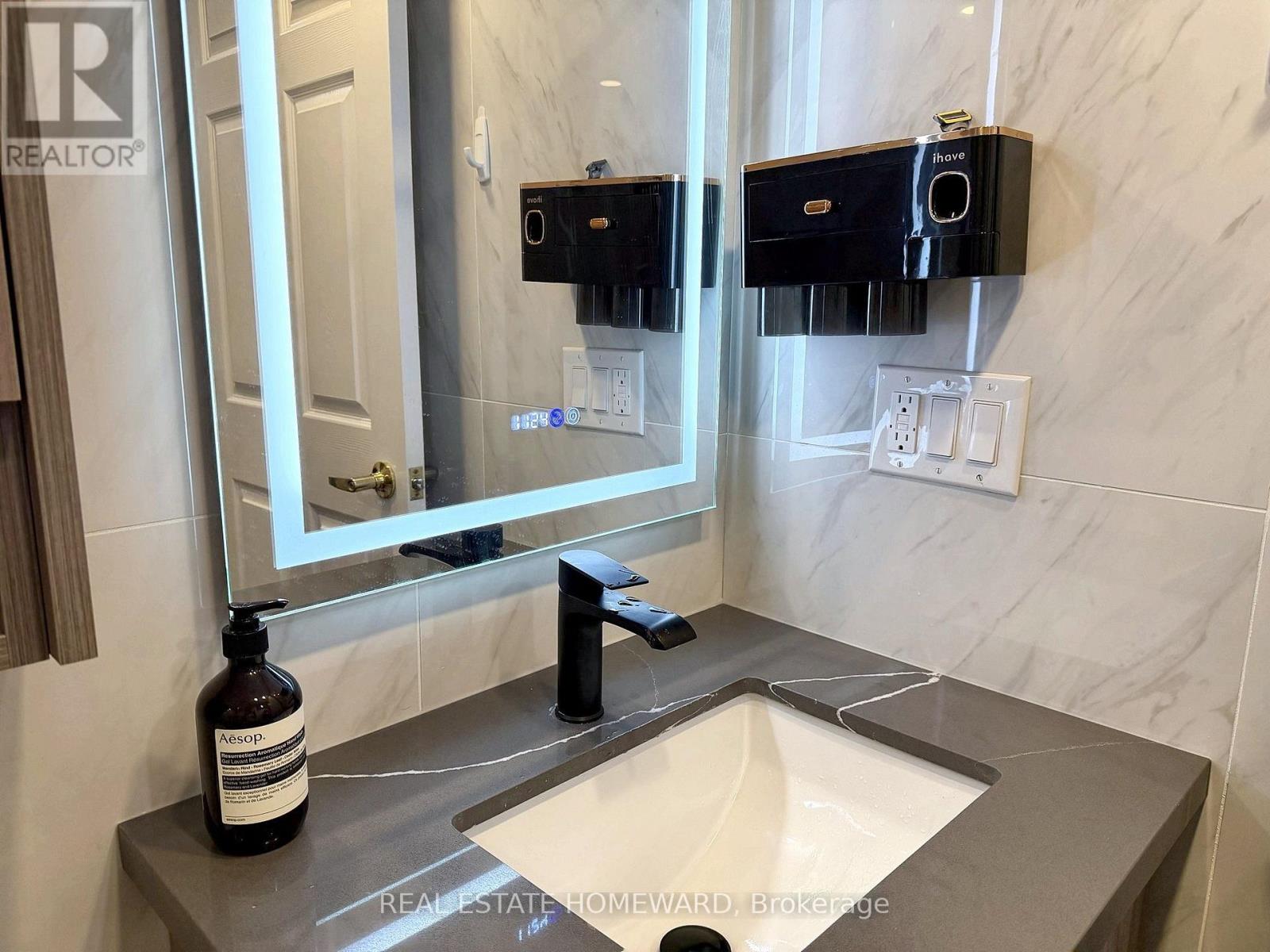 26 Olive Avenue — photo 4