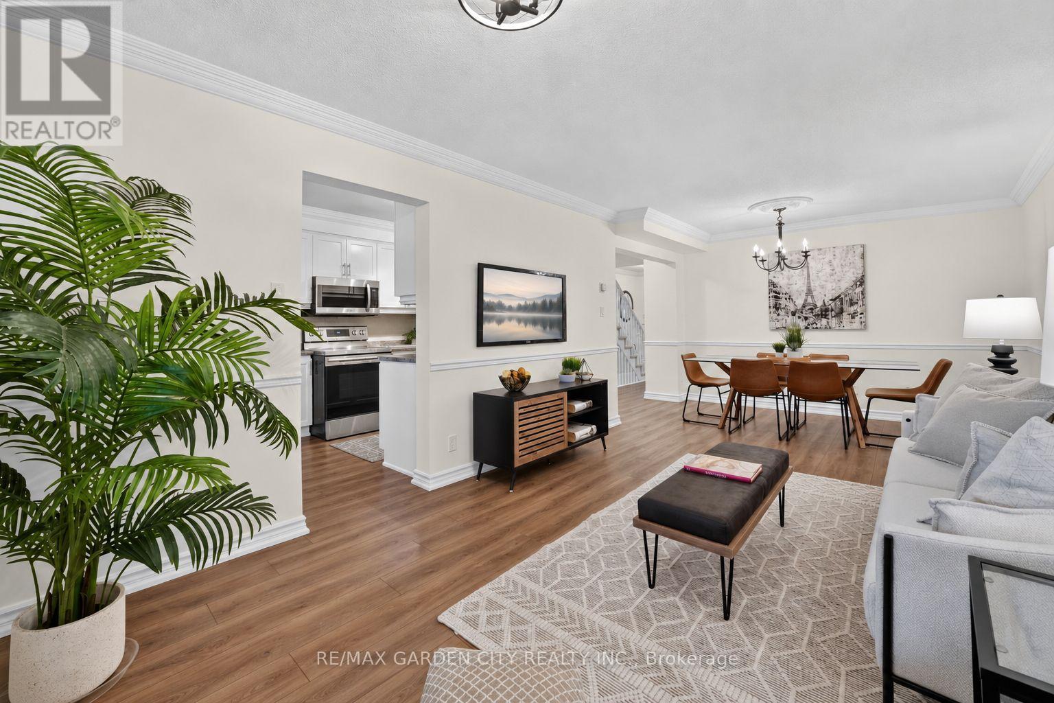 25 Walker Court, Grimsby, ON photo 9