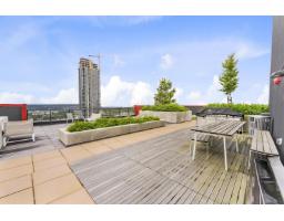 1510 10626 City Parkway, Surrey, BC V3T0S3 Photo 11
