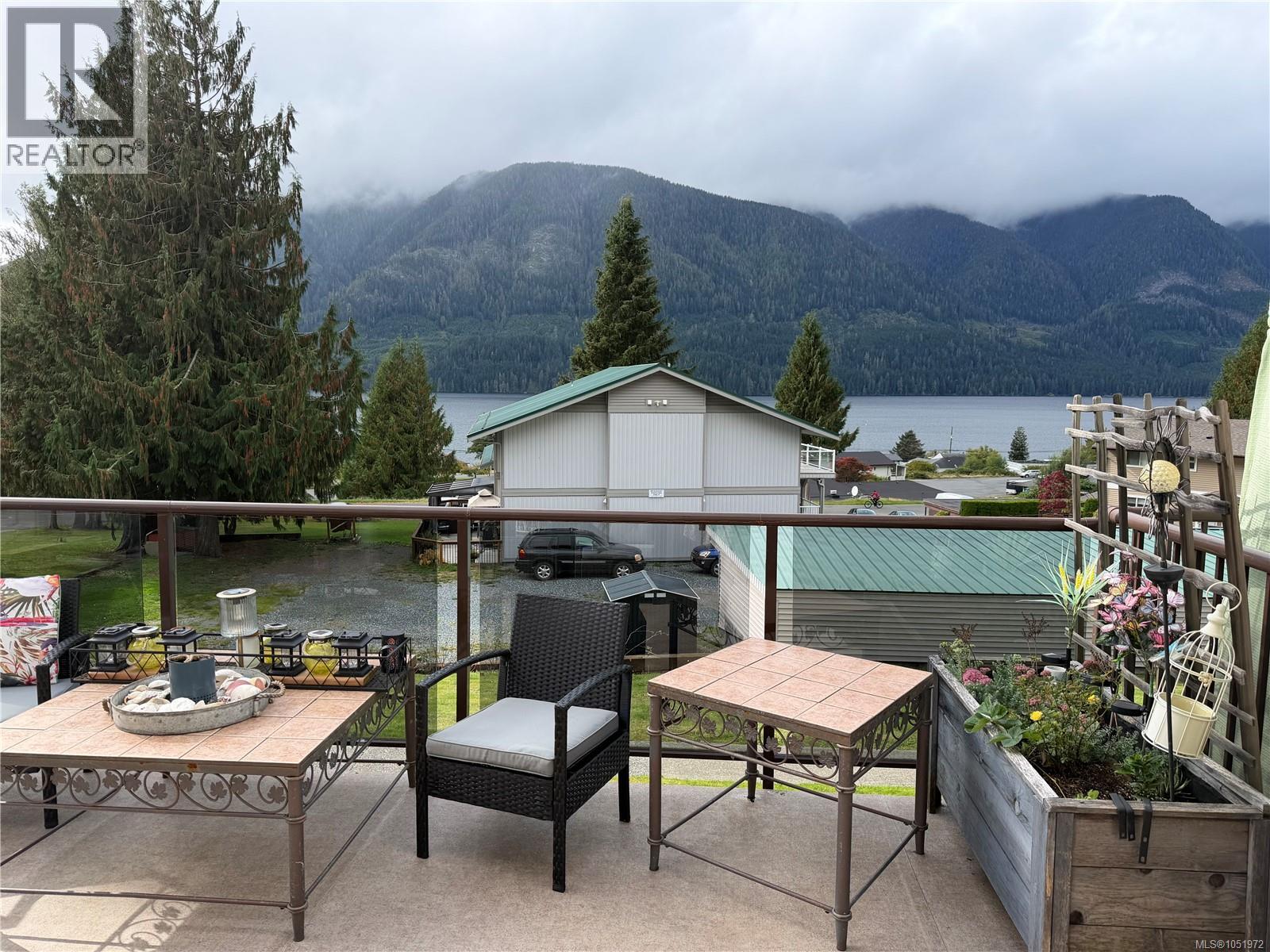 202 Haida Ave - 26