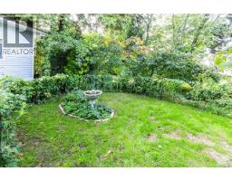 227 Tomahawk Avenue, West Vancouver, BC V7P1C4 Photo 22