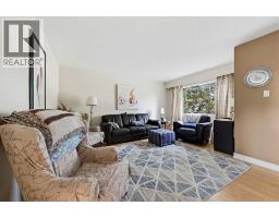 3132 45 Street SW - photo 15