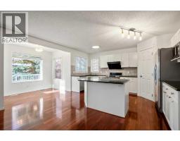 44 Rocky Ridge Close NW - photo 9