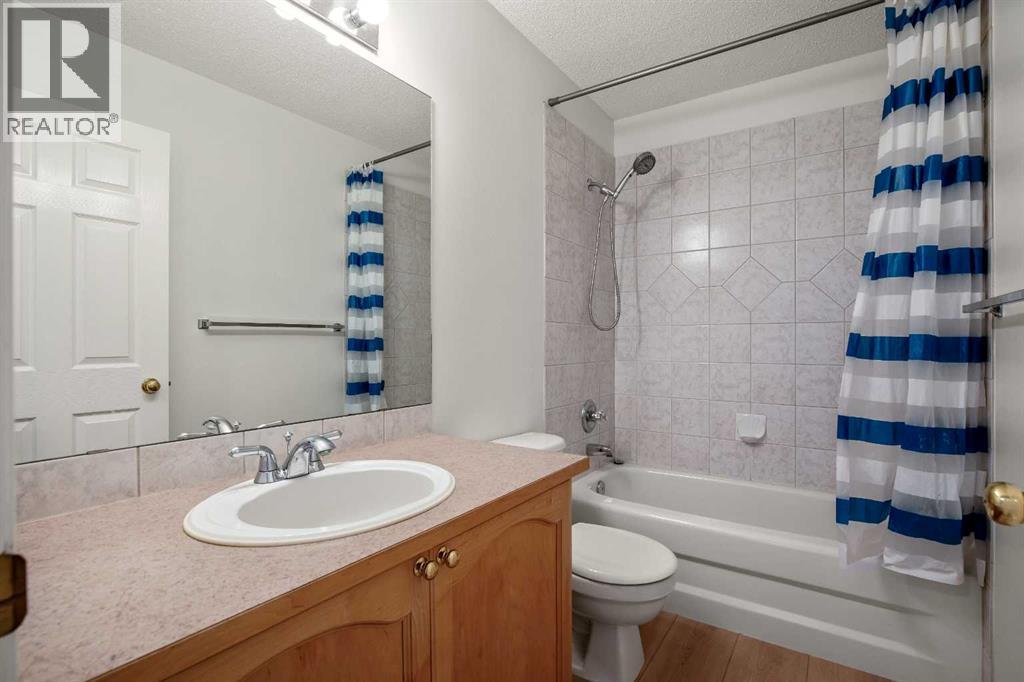 44 Rocky Ridge Close NW - 27