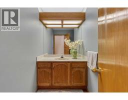 2856 Signal Hill Heights SW - photo 11