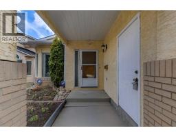 2856 Signal Hill Heights SW - photo 2