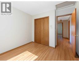 44 Straddock Crescent SW - photo 24