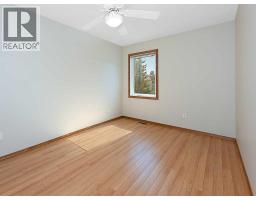 44 Straddock Crescent SW - photo 20