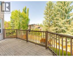 44 Straddock Crescent SW - photo 10