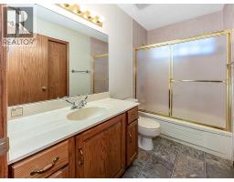 44 Straddock Crescent SW - photo 22