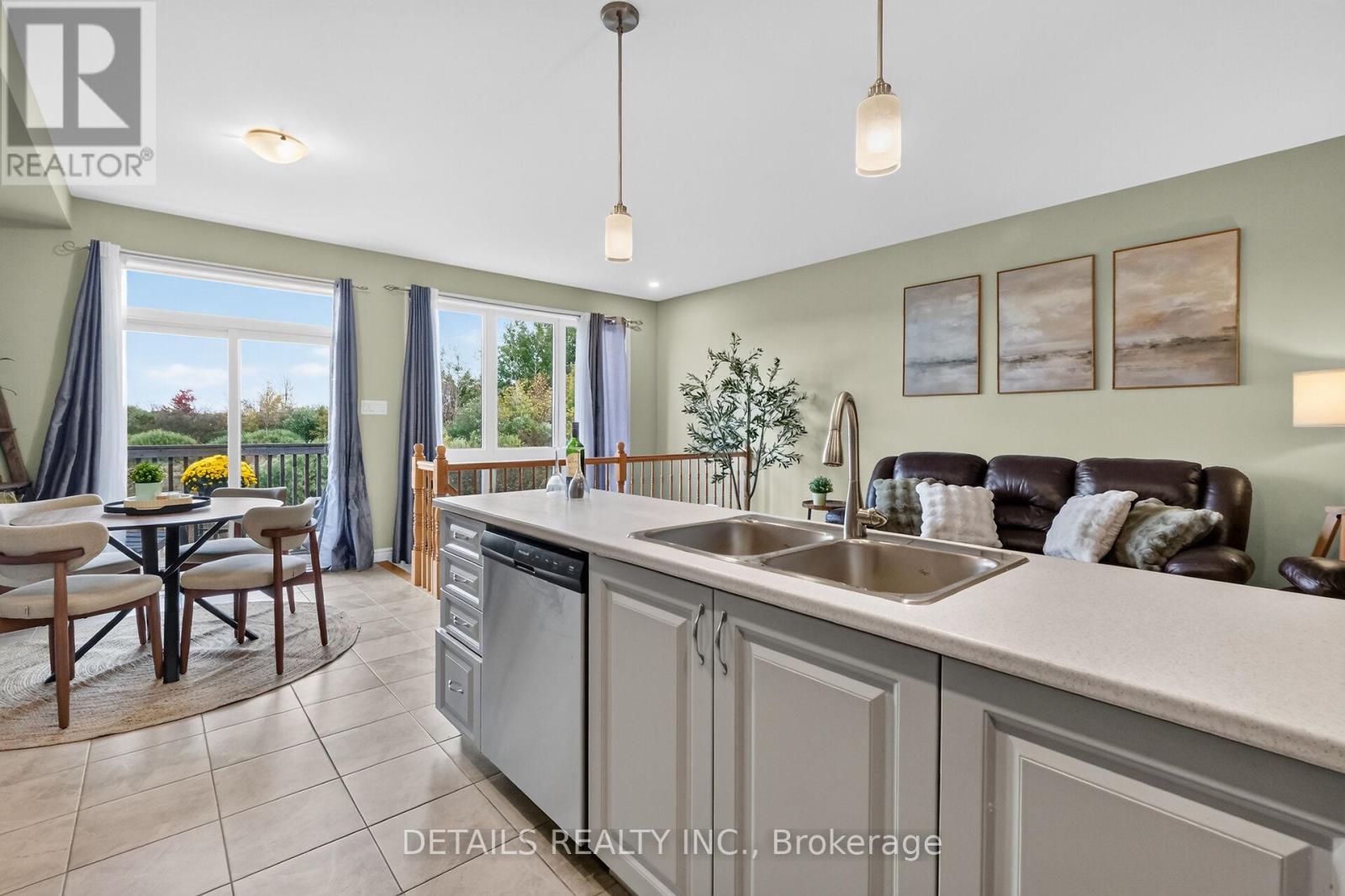 744 DEARBORN PRIVATE - 17