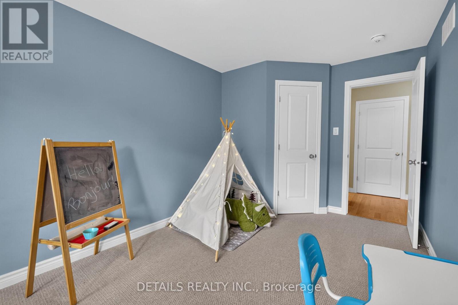 744 DEARBORN PRIVATE - 28