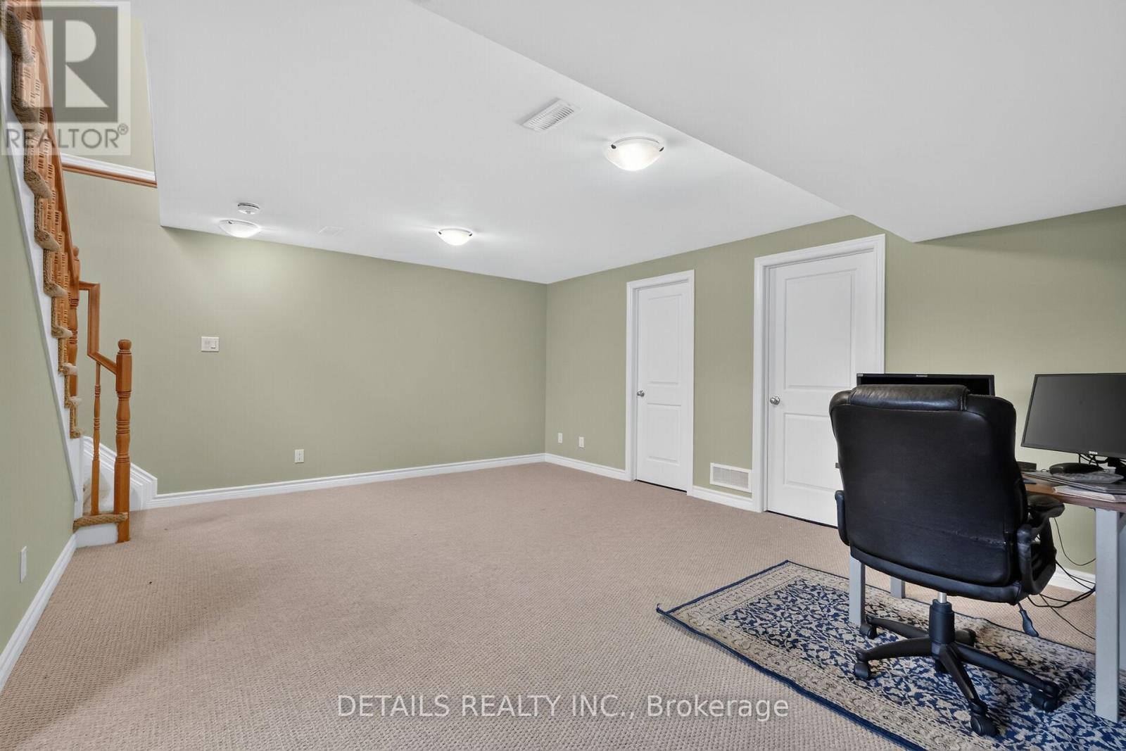 744 DEARBORN PRIVATE - 34