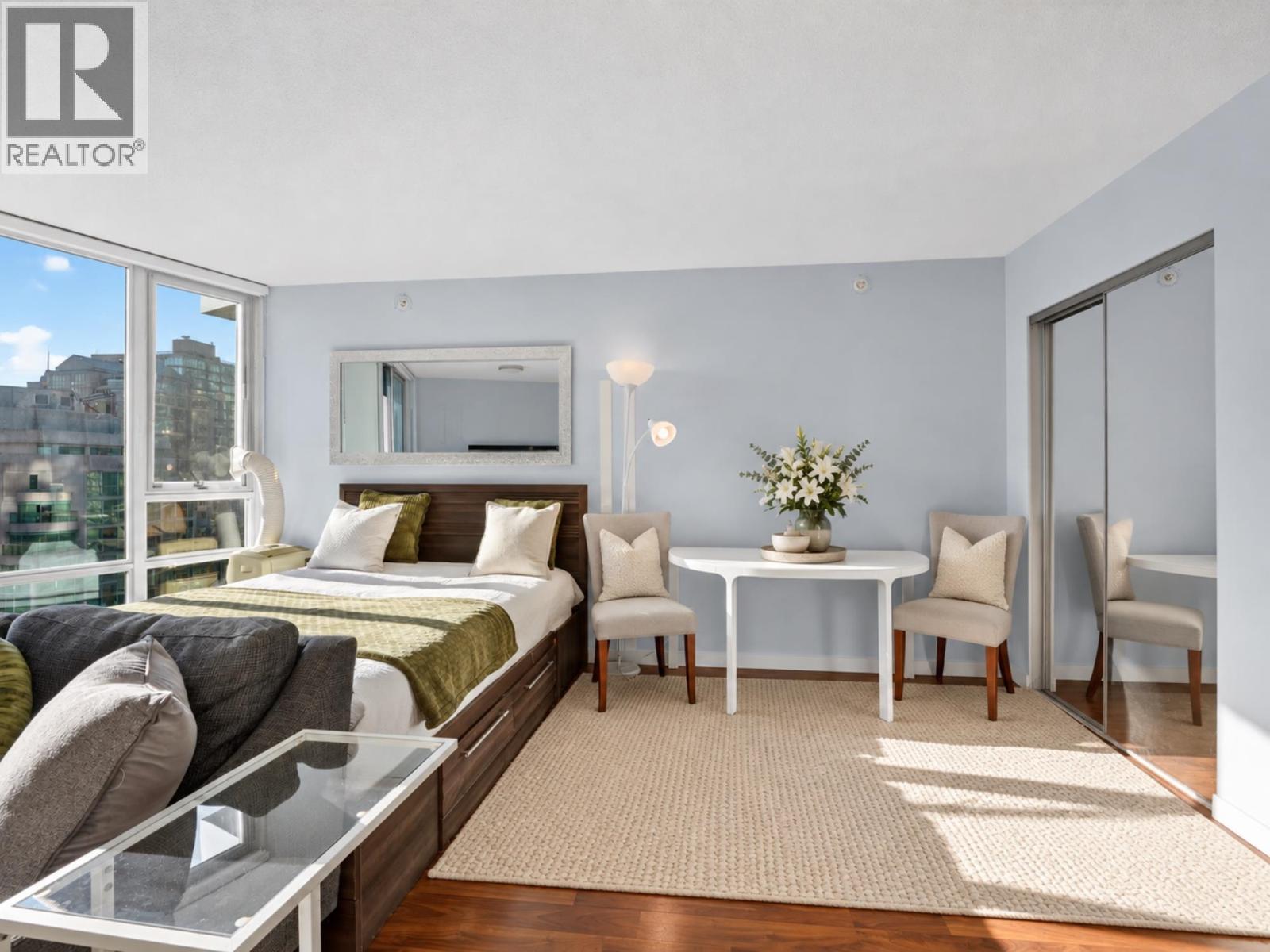 2508 233 ROBSON STREET, Vancouver - Image 1