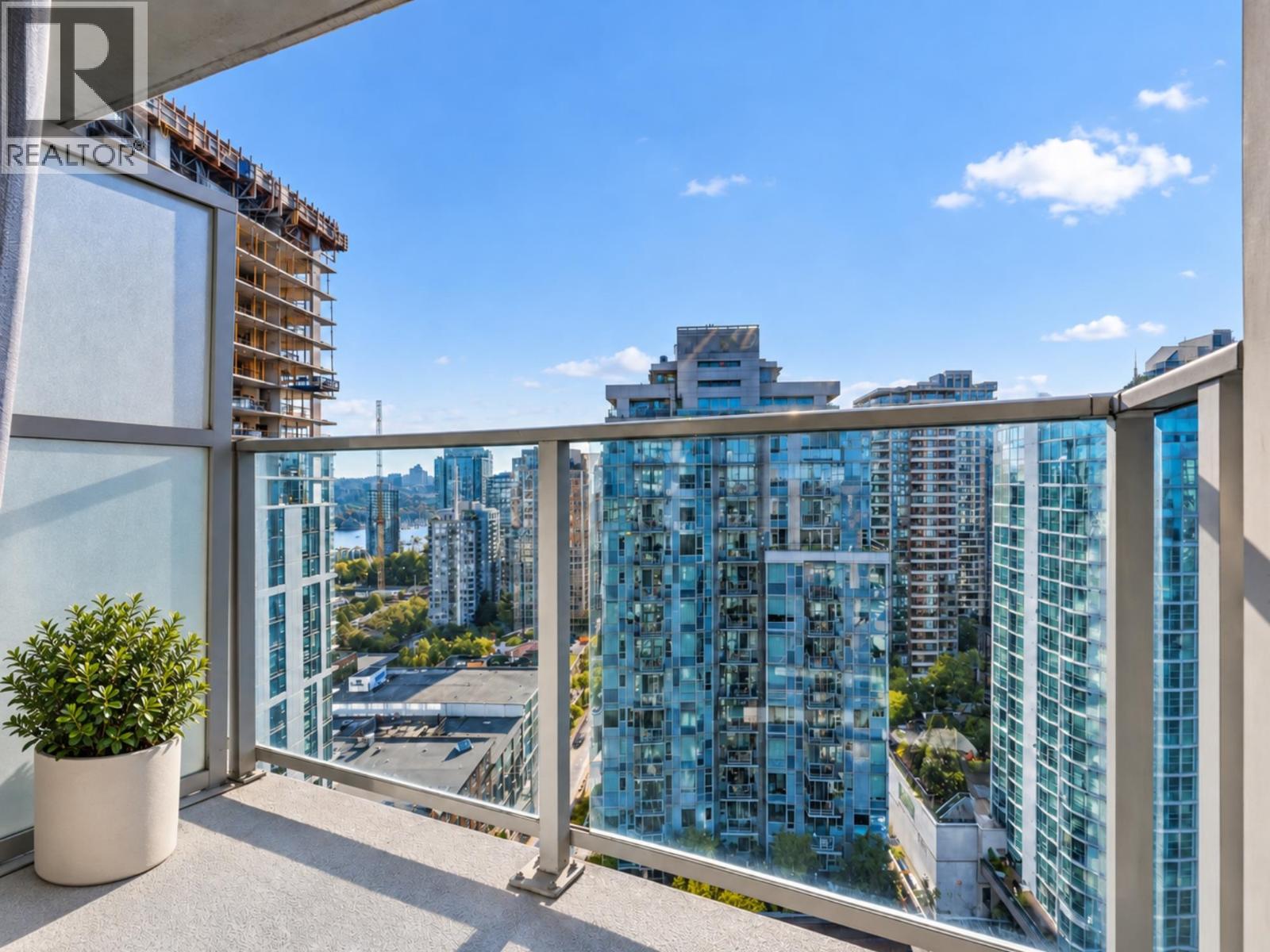 2508 233 ROBSON STREET, Vancouver - Image 1