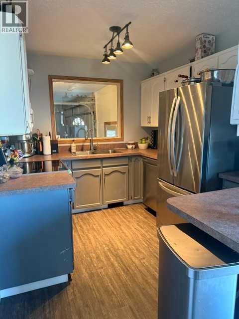 10415 107 Avenue - 3