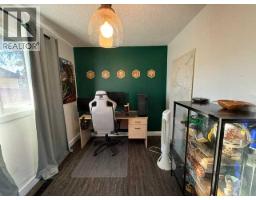 10415 107 Avenue, High Level, AB T0H1Z0 Photo 11