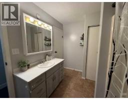 10415 107 Avenue, High Level, AB T0H1Z0 Photo 15